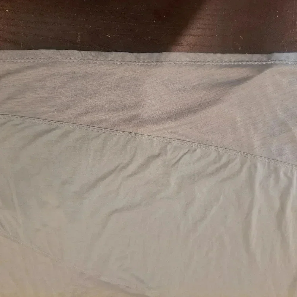 Lulemon no  inhibitions tee green - Picture 12 of 16